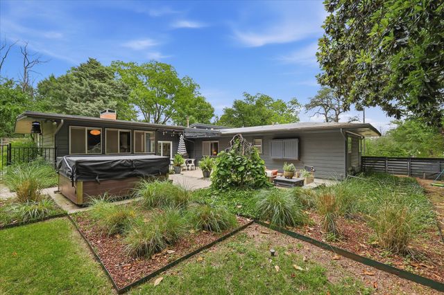 711 Ector Street, Denton, TX 76201