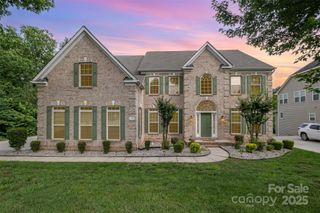 4201 Amber Leigh Way Drive, Charlotte, NC 28269