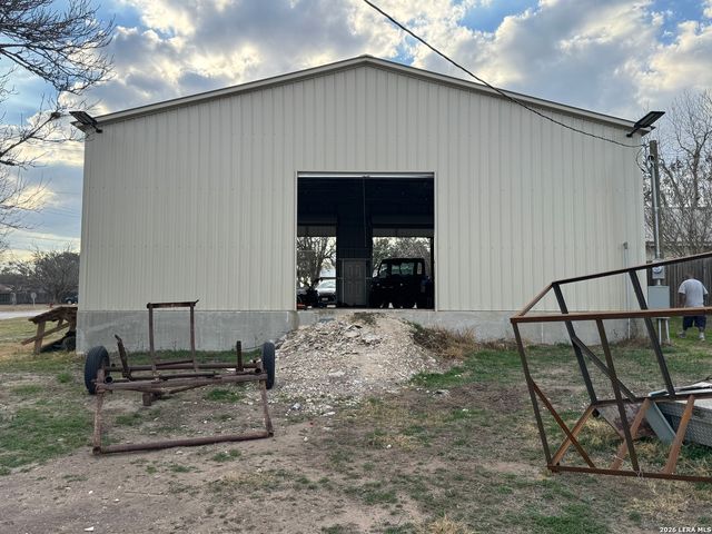 406 Goliad, Runge, TX 78151