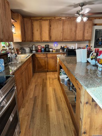 406 Goliad, Runge, TX 78151