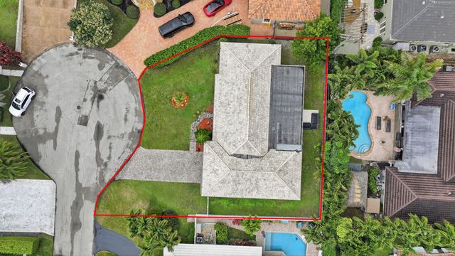 4421 NE 23rd Avenue, Lighthouse Point, FL 33064