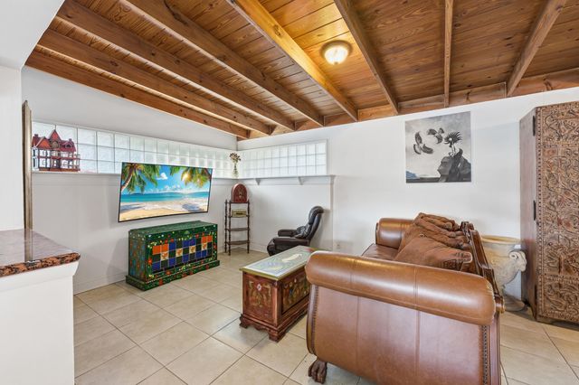 4421 NE 23rd Avenue, Lighthouse Point, FL 33064