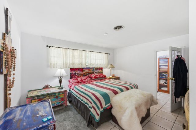 4421 NE 23rd Avenue, Lighthouse Point, FL 33064