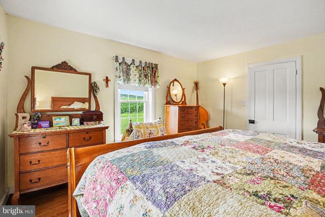 420 CARLISLE RD, Biglerville, PA 17307