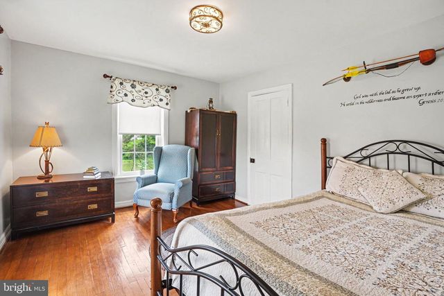 420 CARLISLE RD, Biglerville, PA 17307