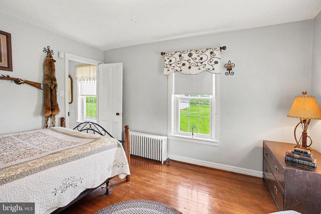 420 CARLISLE RD, Biglerville, PA 17307
