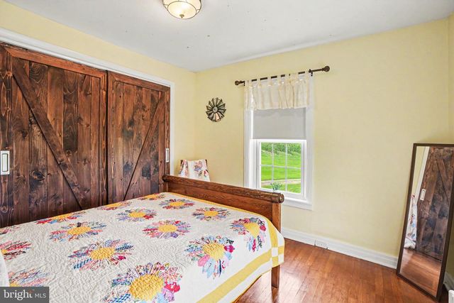 420 CARLISLE RD, Biglerville, PA 17307