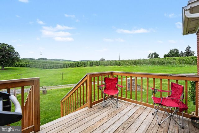 420 CARLISLE RD, Biglerville, PA 17307