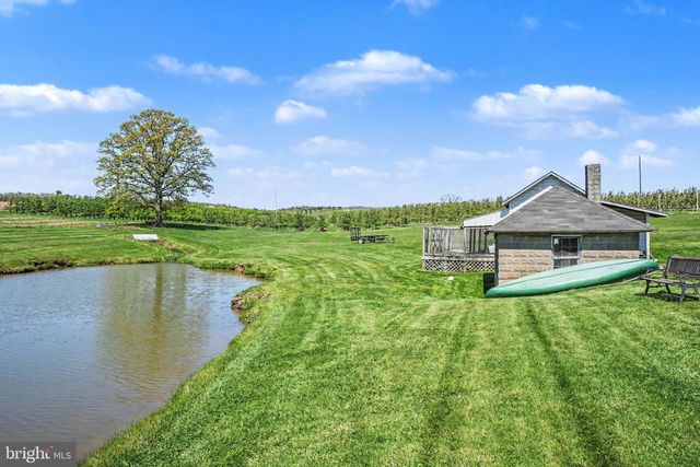 420 CARLISLE RD, Biglerville, PA 17307