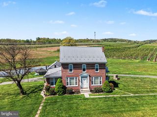 420 CARLISLE RD, Biglerville, PA 17307