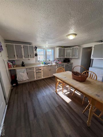 5 Frisco Lane, Viburnum, MO 65566