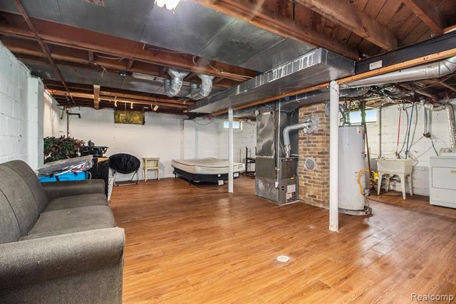 16520 Lenore, Detroit, MI 48219