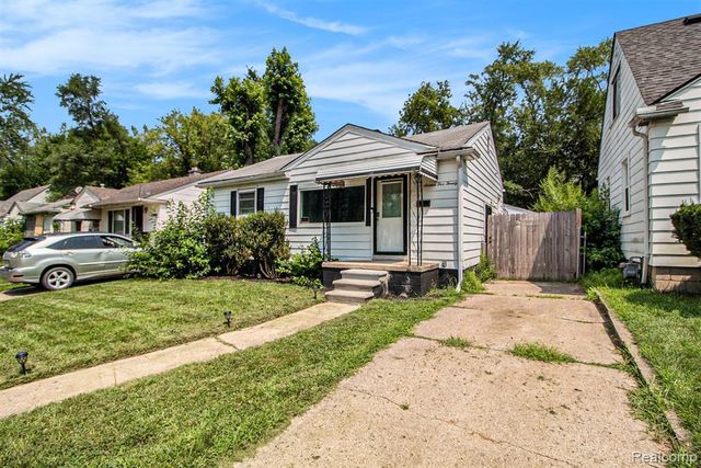 16520 Lenore, Detroit, MI 48219