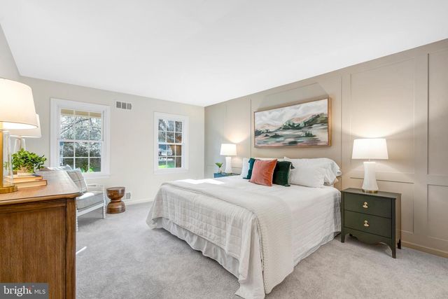 6107 LUNDY PL, Burke, VA 22015