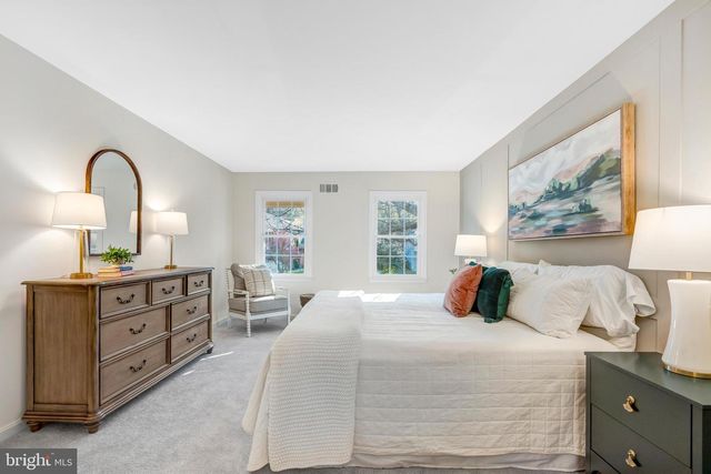 6107 LUNDY PL, Burke, VA 22015