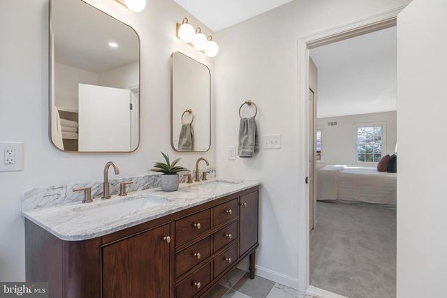 6107 LUNDY PL, Burke, VA 22015