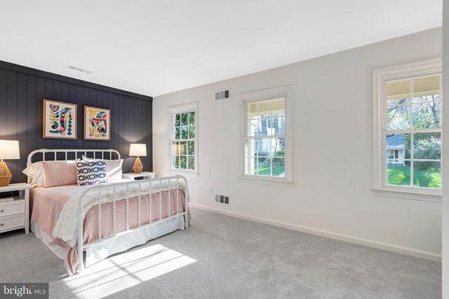 6107 LUNDY PL, Burke, VA 22015