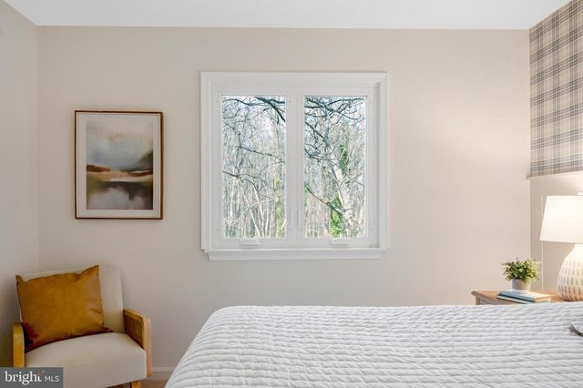 6107 LUNDY PL, Burke, VA 22015