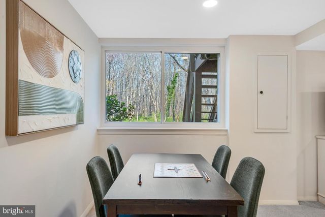 6107 LUNDY PL, Burke, VA 22015