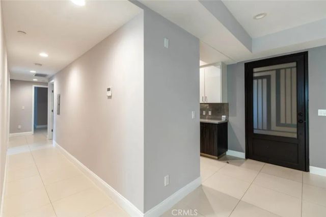 1941 Waltonia Drive 203, Montrose, CA 91020