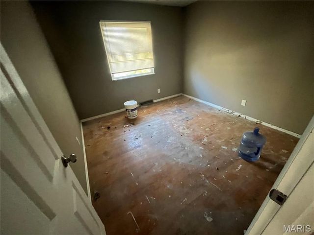 10147 Mayfair Drive, St Louis, MO 63136