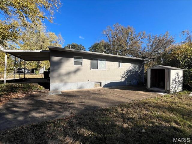 10147 Mayfair Drive, St Louis, MO 63136