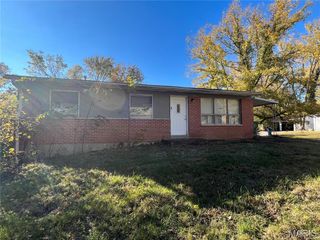 10147 Mayfair Drive, St Louis, MO 63136