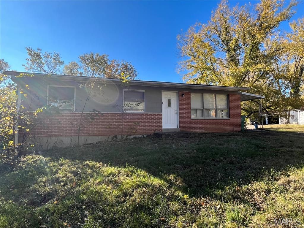 10147 Mayfair Drive, St Louis, MO 63136