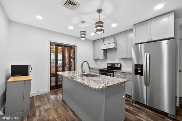 909 THIRD AVE, Croydon, PA 19021