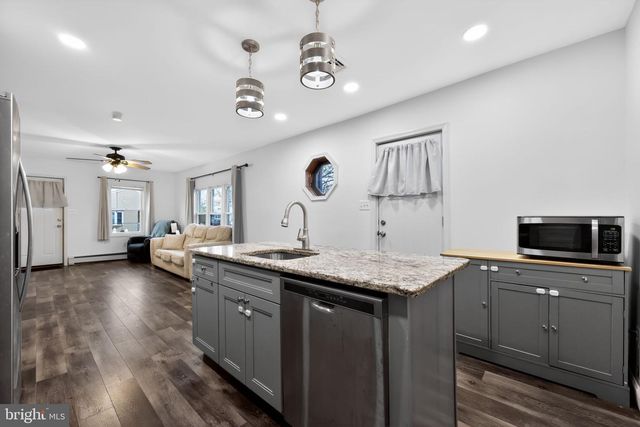 909 THIRD AVE, Croydon, PA 19021