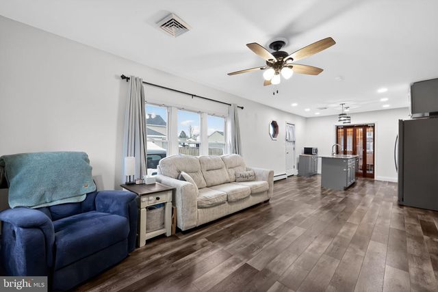 909 THIRD AVE, Croydon, PA 19021