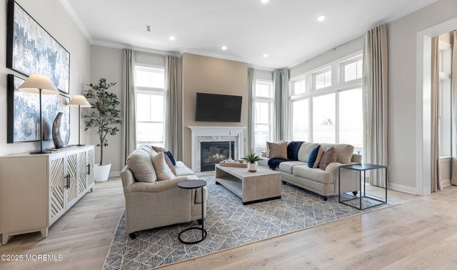 8 Hydrangea Drive, Manalapan, NJ 07726