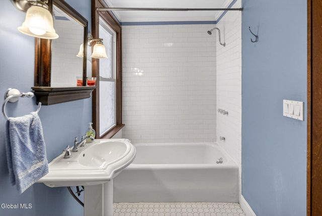 2203 15th Street, Troy, NY 12180