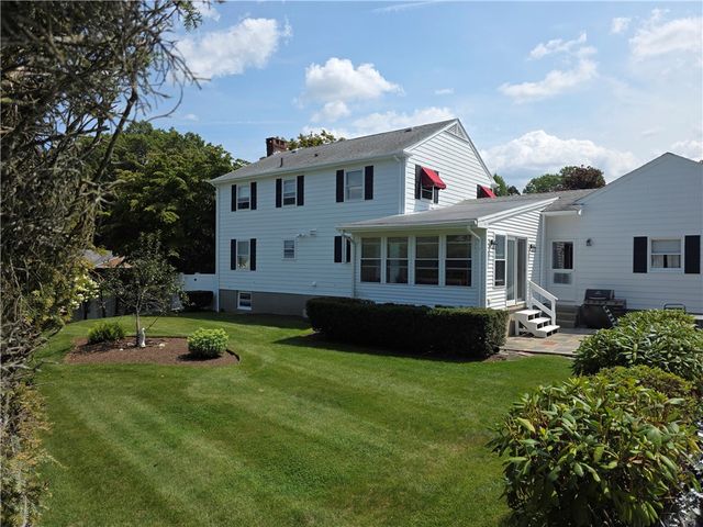 10 Surrey Lane, Lincoln, RI 02865