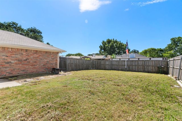 2522 Primrose Lane, Rowlett, TX 75089