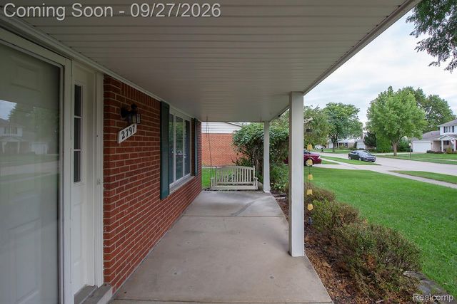 2797 English Dr Drive, Troy, MI 48085