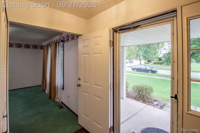 2797 English Dr Drive, Troy, MI 48085