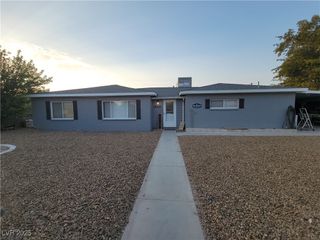 1990 Liston Avenue, Logandale, NV 89021