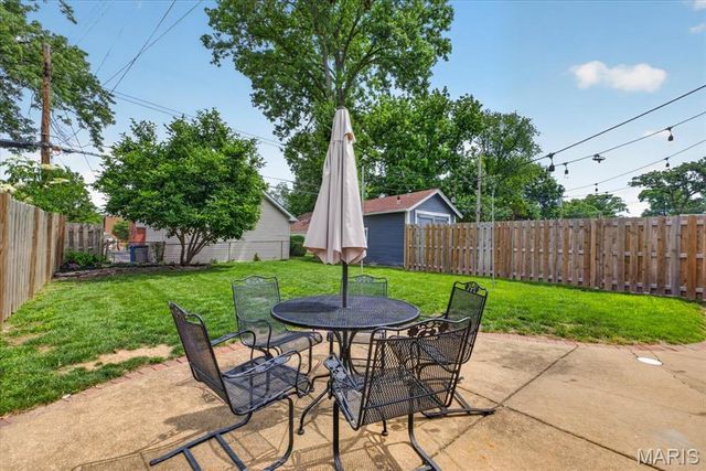 819 Brownell Avenue, Glendale, MO 63122