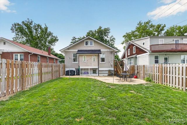 819 Brownell Avenue, Glendale, MO 63122