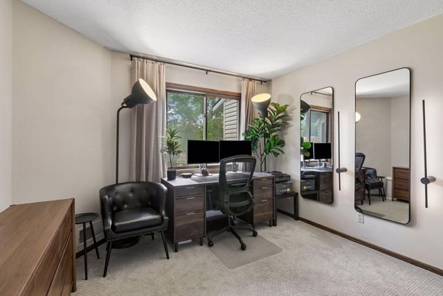 7004 Quail Circle W, Brooklyn Center, MN 55429