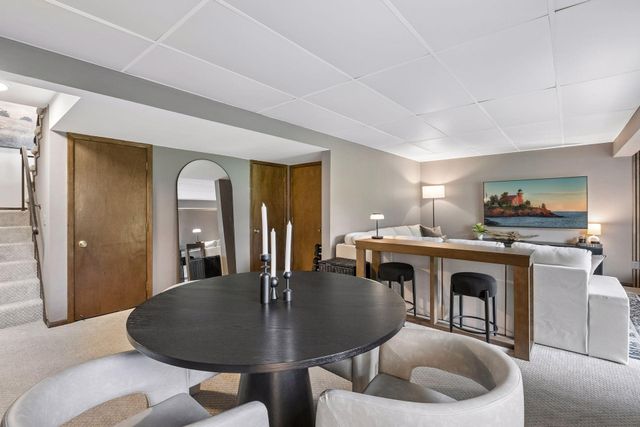 7004 Quail Circle W, Brooklyn Center, MN 55429