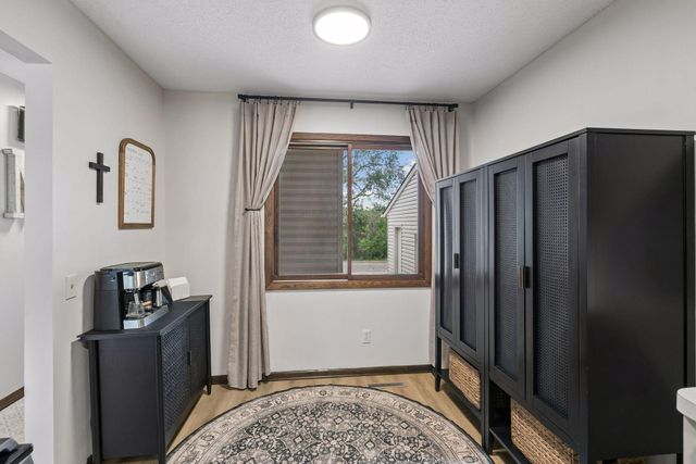 7004 Quail Circle W, Brooklyn Center, MN 55429