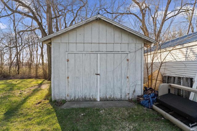 1101 N Huntington Street, Syracuse, IN 46567