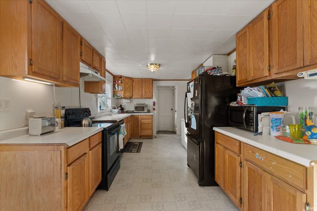 1101 N Huntington Street, Syracuse, IN 46567