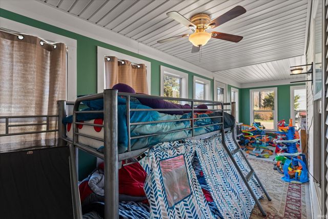 1101 N Huntington Street, Syracuse, IN 46567