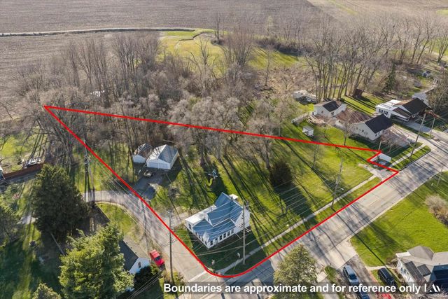 1101 N Huntington Street, Syracuse, IN 46567