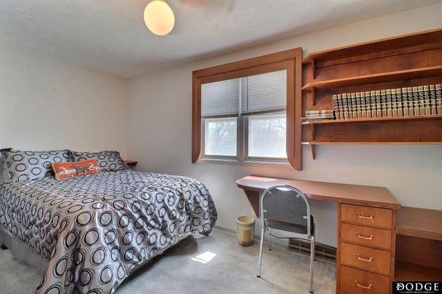 1935 E Bramblewood Lane, Fremont, NE 68025