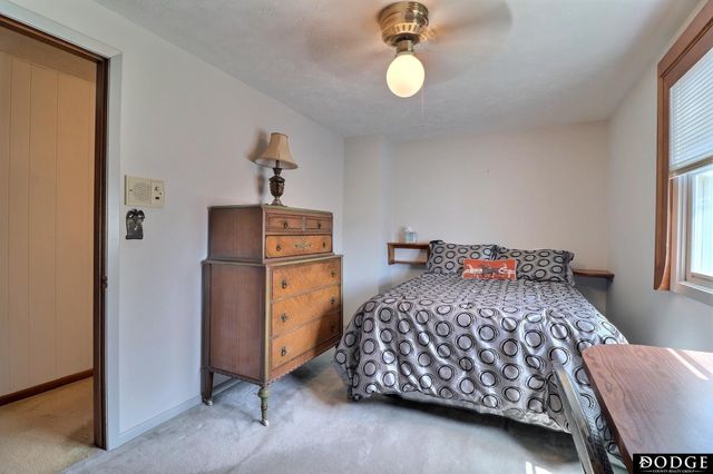 1935 E Bramblewood Lane, Fremont, NE 68025