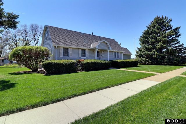 1935 E Bramblewood Lane, Fremont, NE 68025